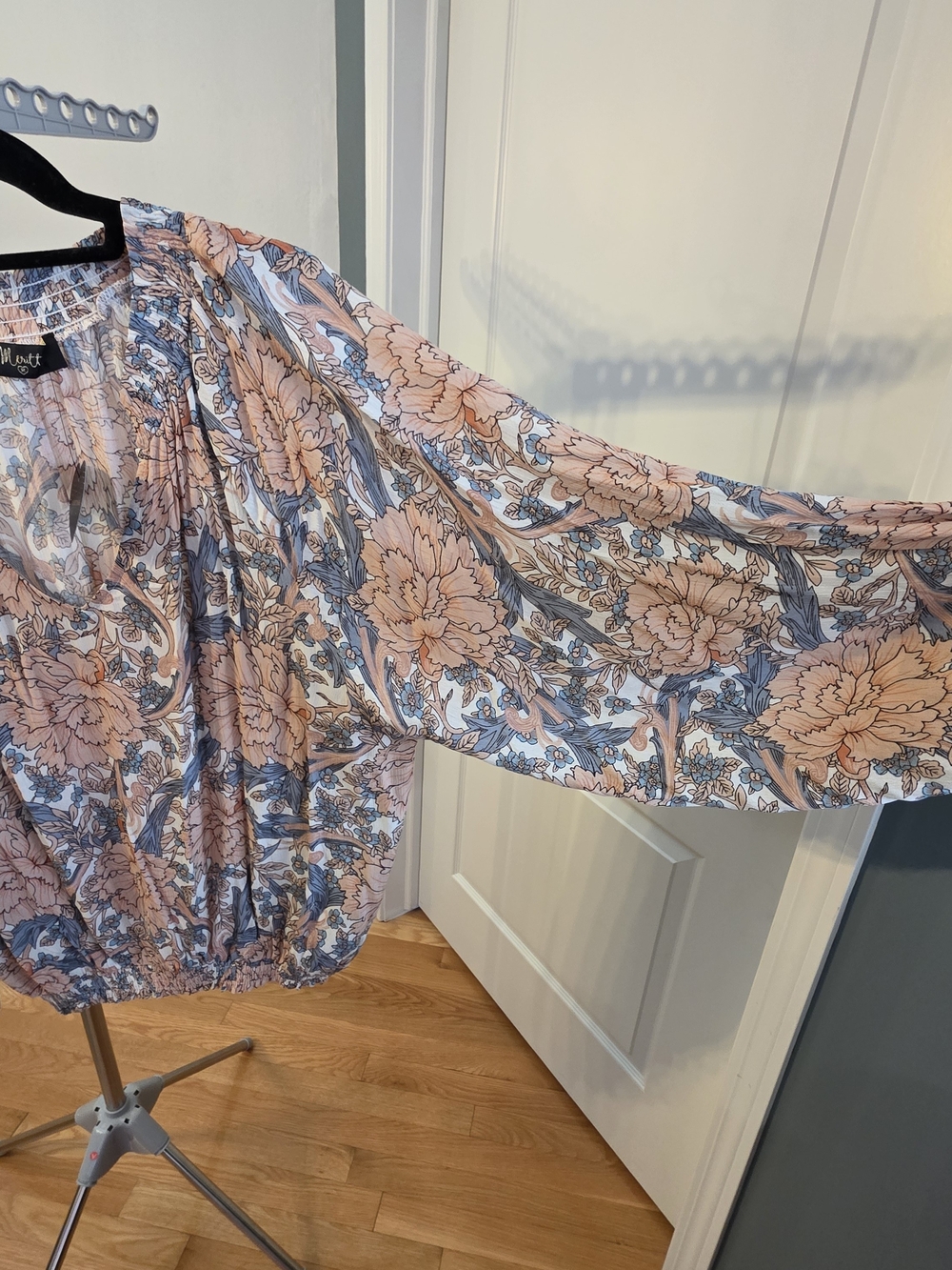 Meritt Floral V-Neck Peasant Blouse - Peach & Blue - Picture 3 of 16